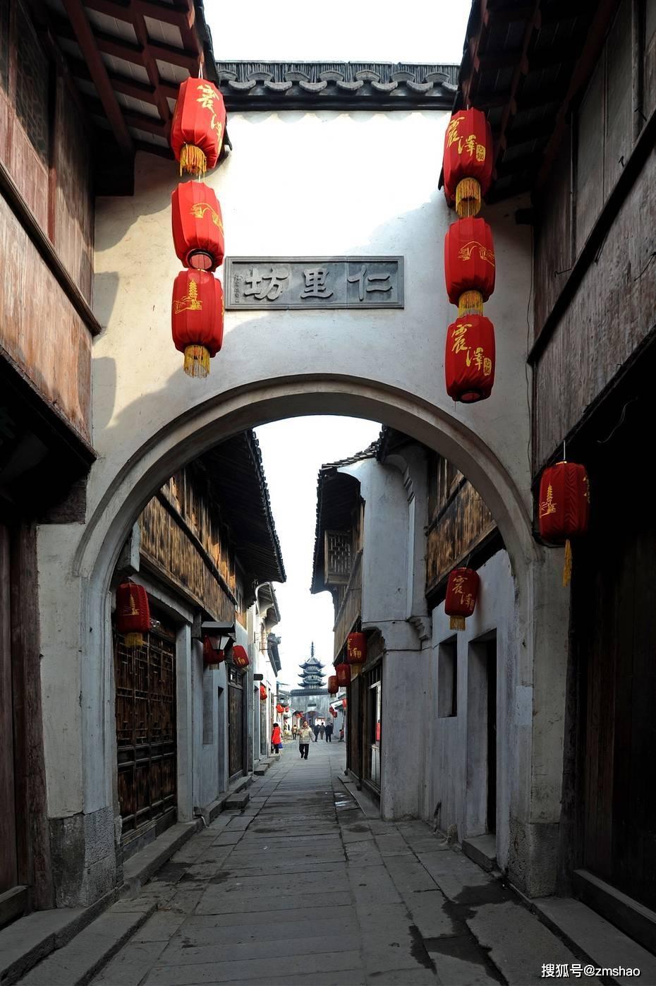 习言道|以中法关系的稳定性应对世界的不确定性